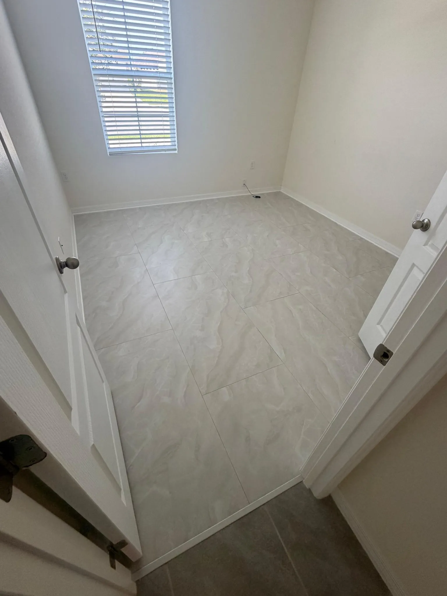 Helper protecting floors and furniture during installation