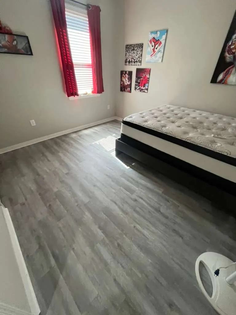 Polk City Mop-Ready LVP — photo 3